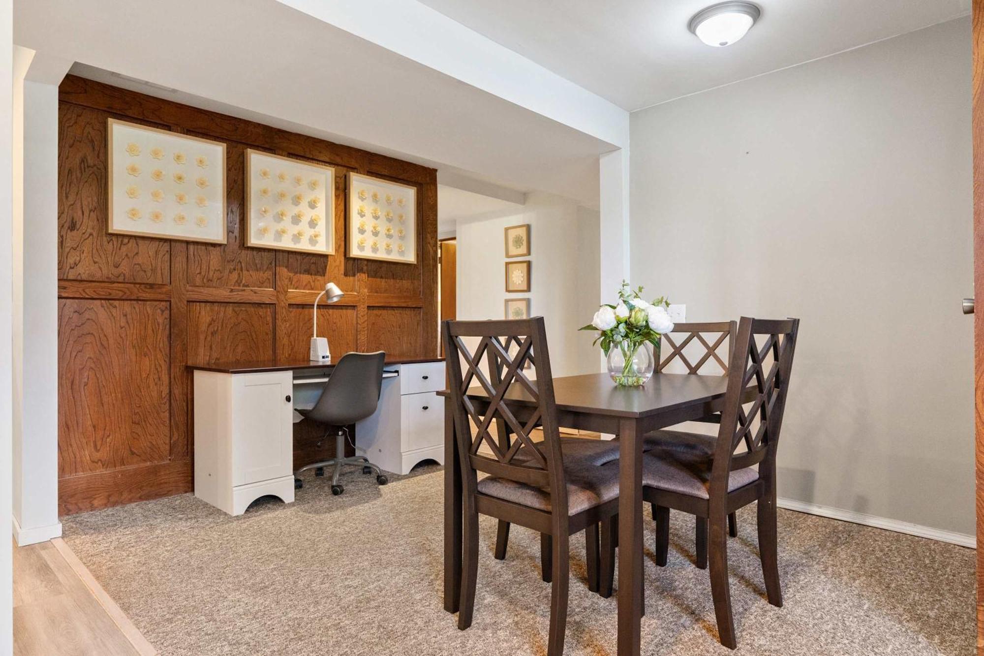 YYC New! Enjoy Yoga Classes! Private 2 Bedroom Suite W Netflix & Banff Pass! Near Championship Golf Course! מראה חיצוני תמונה