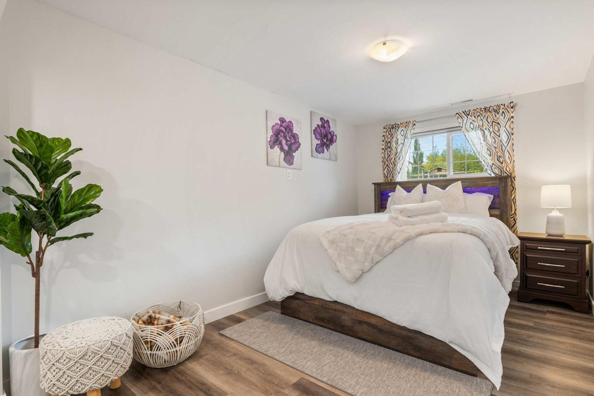 YYC New! Enjoy Yoga Classes! Private 2 Bedroom Suite W Netflix & Banff Pass! Near Championship Golf Course! מראה חיצוני תמונה