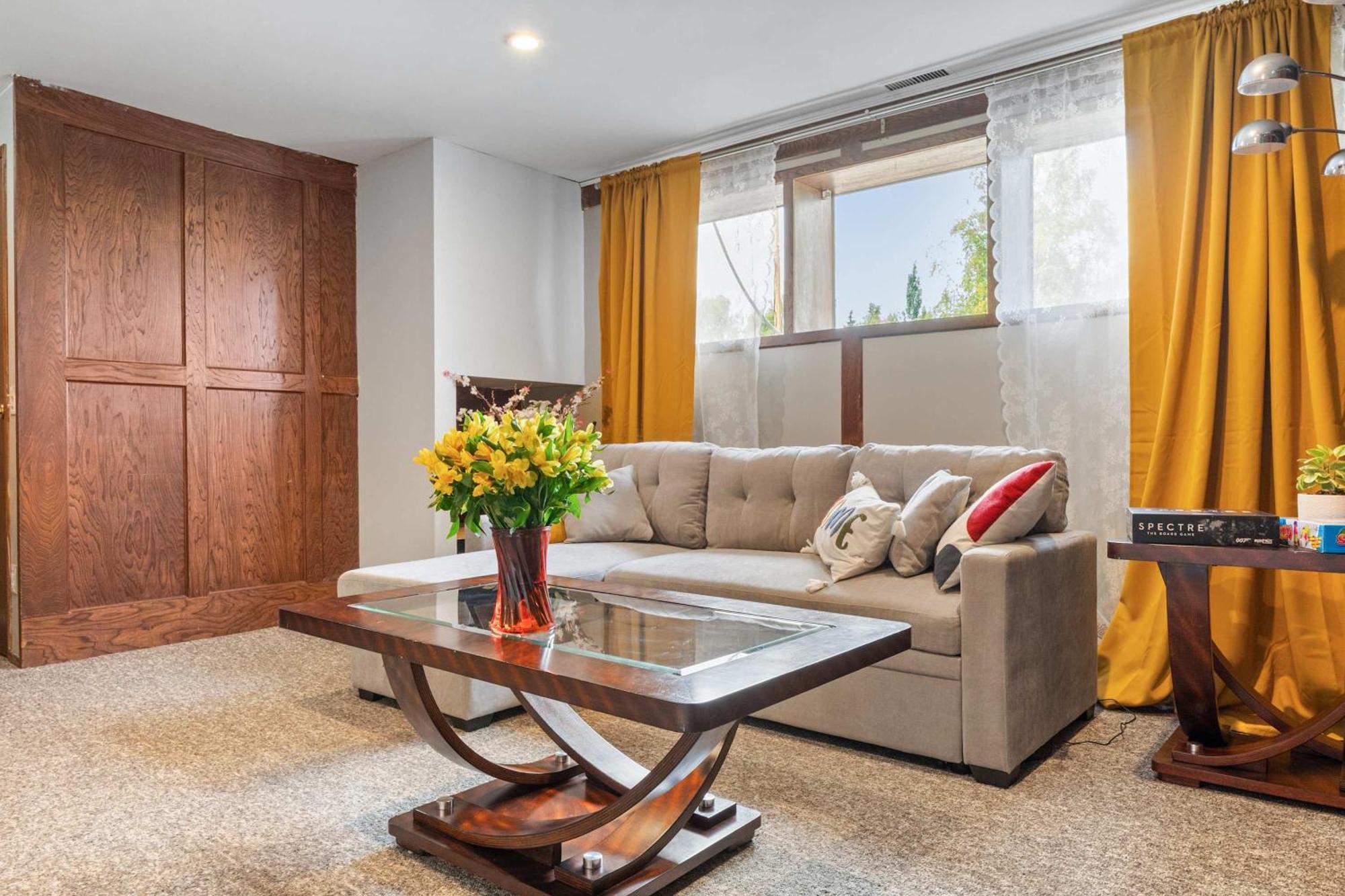 YYC New! Enjoy Yoga Classes! Private 2 Bedroom Suite W Netflix & Banff Pass! Near Championship Golf Course! מראה חיצוני תמונה